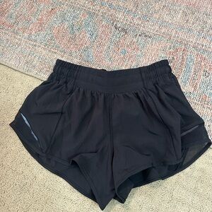 Like new black lulu hotty hot shorts!!